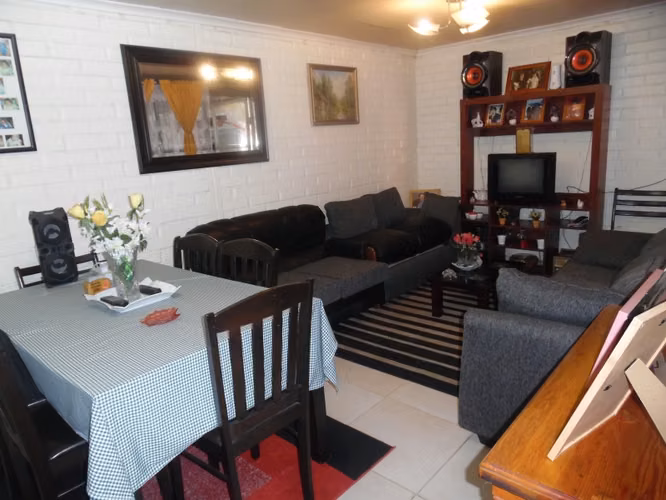 Casa en villa Rapa Nuí, San Bernardo
