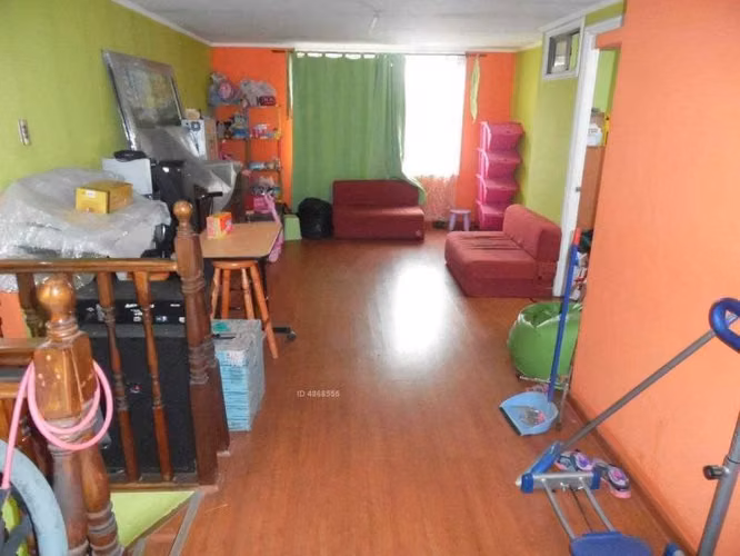 Casa grande y linda a pasos de autopista central