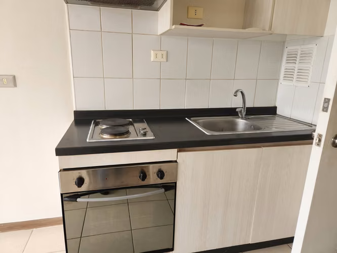 Arriendo Home Estudio / GARANTIA EN PARTES / ESTACION CENTRAL