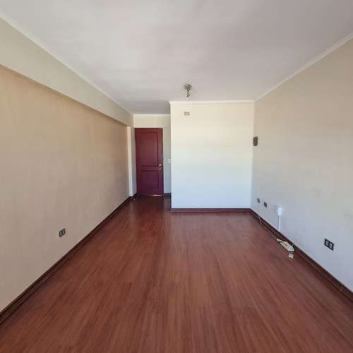 Oficinas En Arriendo En La Serena Centro Desde 7,3 UF Con Ascensor.