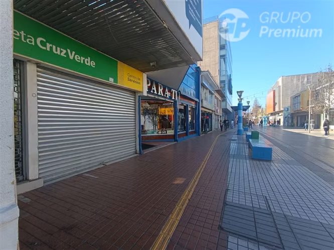 OPORTUNIDAD EN OVALLE MEDIA CUADRA EN PLENO CENTRO V MACKENN