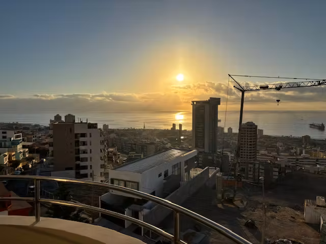 Se Vende Espectacular Dpto. Vista al Mar, Parque Ingles.