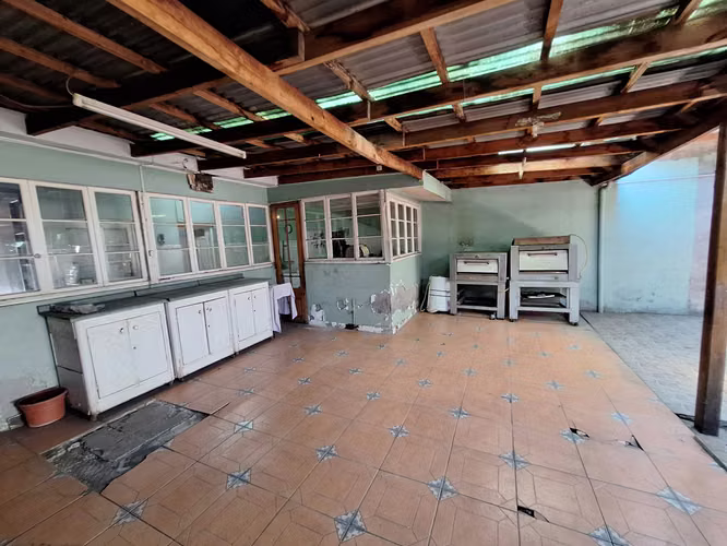 Casa con terreno, ideal para inversión (153284) - Imagen 22