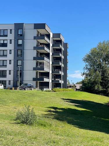 ARRIENDA DEPARTANETO CONDOMINIO BORDE LAGUNA