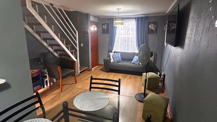 Casa 2 Pisos, 3D,2B, Estacionam, micro barrio (153370)