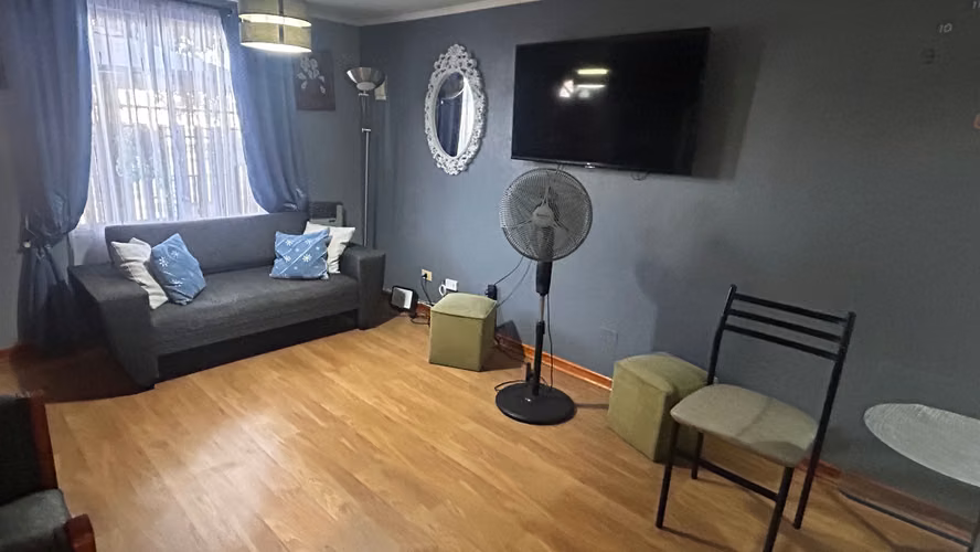 Casa 2 Pisos, 3D,2B, Estacionam, micro barrio (153370)