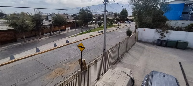 Local Comercial , Santa Rosa con Américo Vespucio