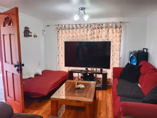 Casa en venta de 4 dorm. en Puente Alto