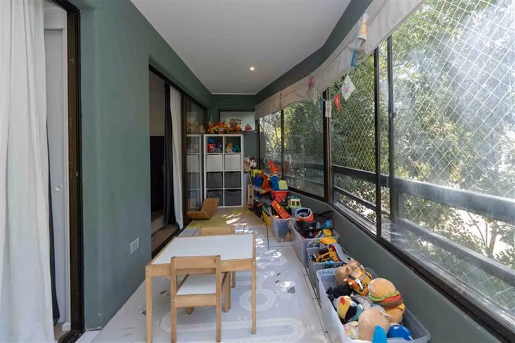 Departamento en venta de 4 dorm. en Las Condes