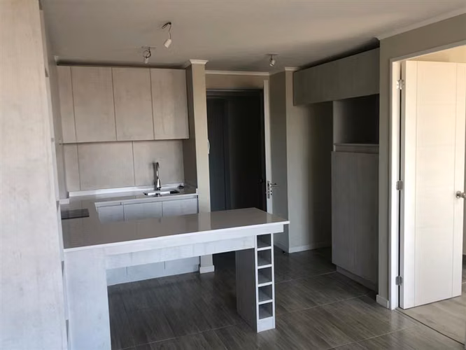 EXCELENTE DPARTAMENTO,METRO V.VALDES, LA FLORIDA - Imagen 2