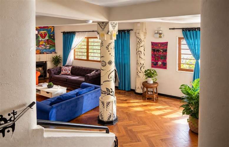 Casa en venta de 4 dorm. en Providencia - Imagen 3