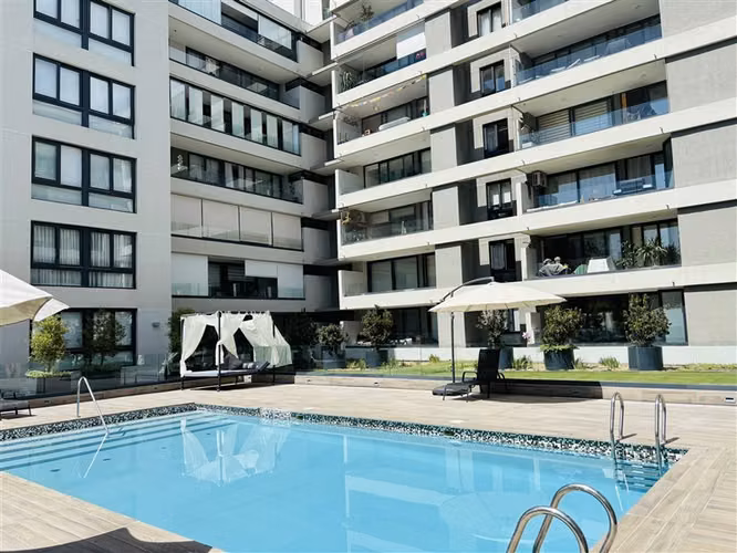 Departamento casi nuevo 3dorm 2baños 1est Metro Chile España