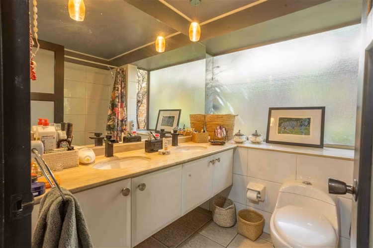 Casa venta de 6 dormitorios 4 baños Las Pircas Peñalolén