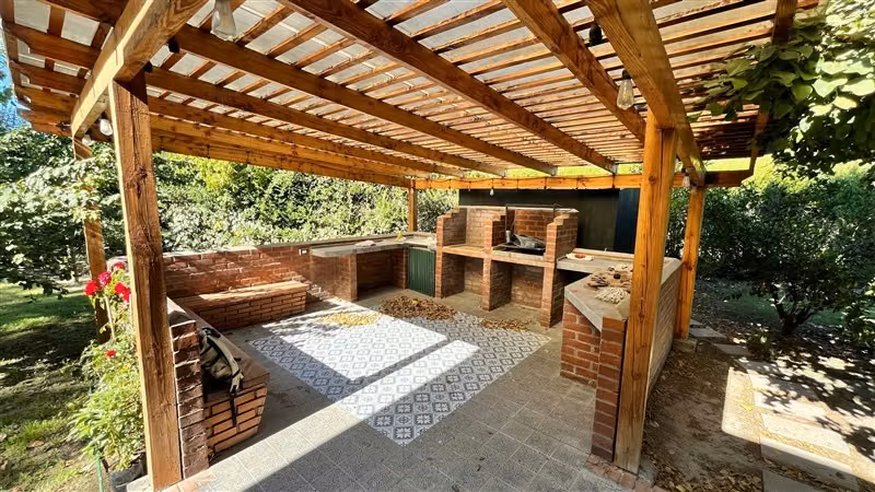 Casa en arriendo de 4 dorm.3bñ, piscina en Calera de Tango