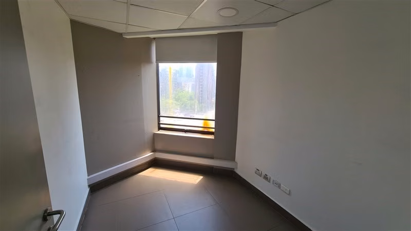 Oficina Arriendo Providencia MLos Leones 315m2 ideal CMedico - Imagen 14