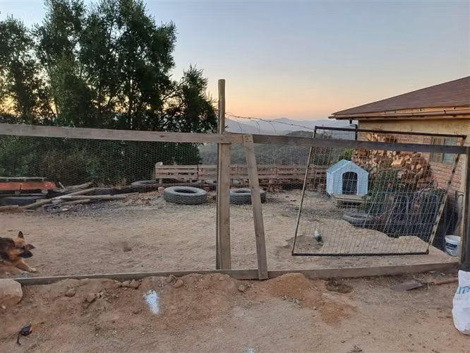 Parcela y cabaña venta en Hacienda el pangal, Casa blanca