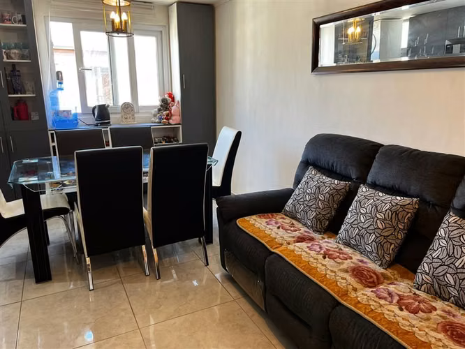 Departamento en venta de 2 dorm. en La Cisterna - Imagen 2