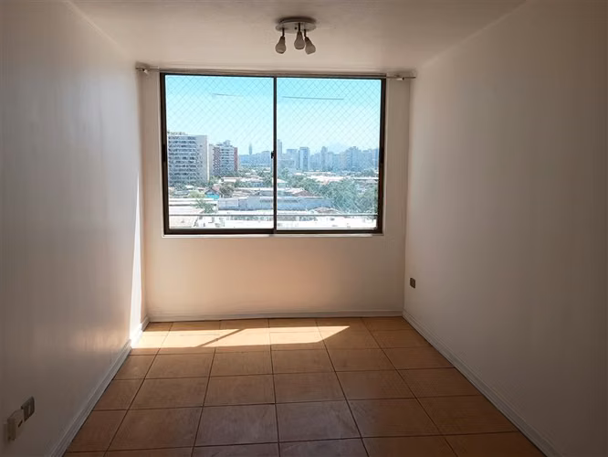 Venta de depto 2 dorm. a minutos de metro Rondizzoni Stgo