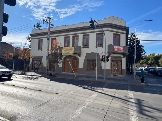 NUEVA-DISPONIBLE! OFICINA-BODEGA EN EDIF. CARMEN CON MATTA