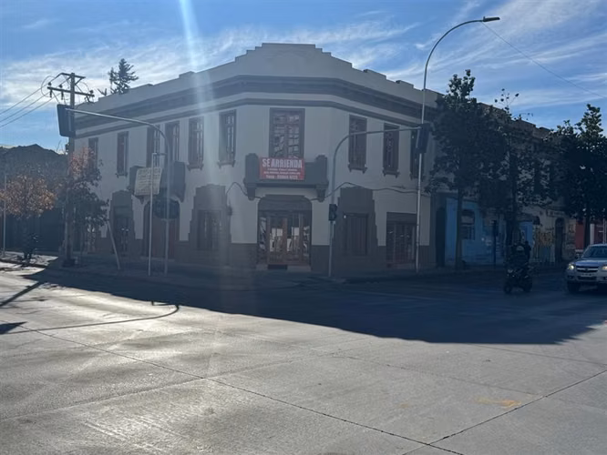 NUEVA-DISPONIBLE! OFICINA-BODEGA EN EDIF. CARMEN CON MATTA