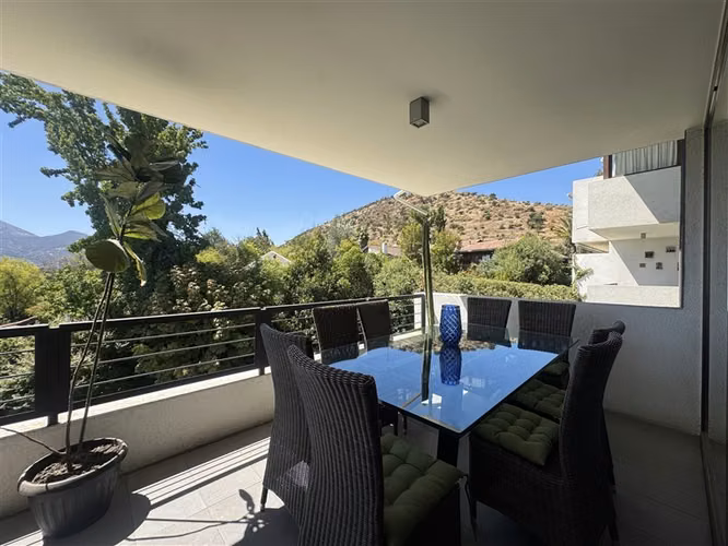 Exclusivo Departamento en venta de 3 dorm. en Las Condes
