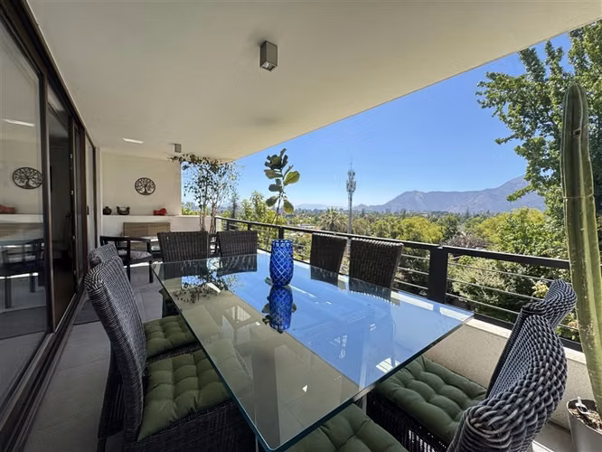 Exclusivo Departamento en venta de 3 dorm. en Las Condes