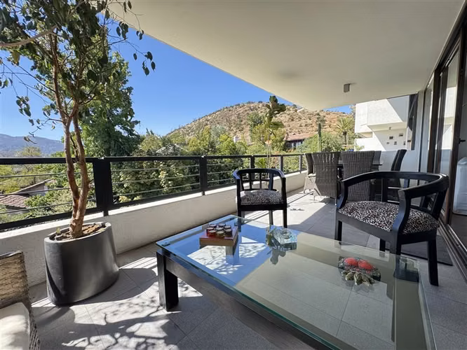 Exclusivo Departamento en venta de 3 dorm. en Las Condes