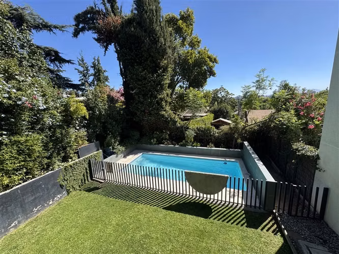 Exclusivo Departamento en venta de 3 dorm. en Las Condes