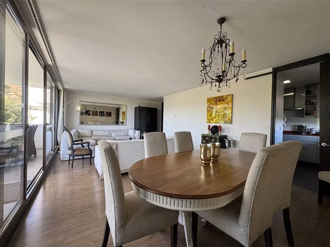 Exclusivo Departamento en venta de 3 dorm. en Las Condes