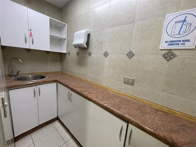 Oficina en arriendo en Providencia