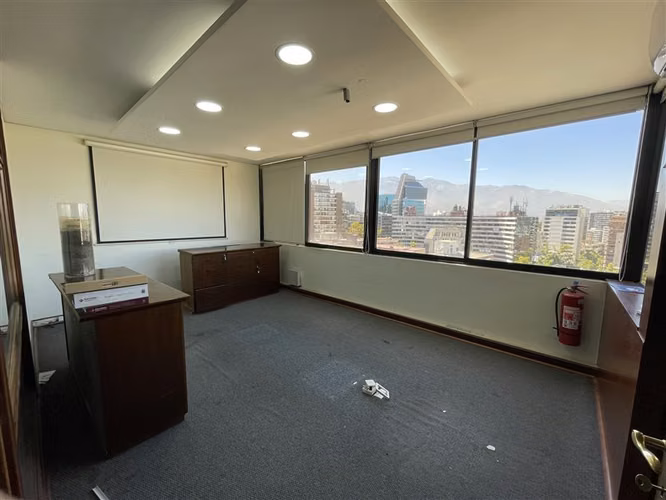 Oficina en arriendo en Providencia
