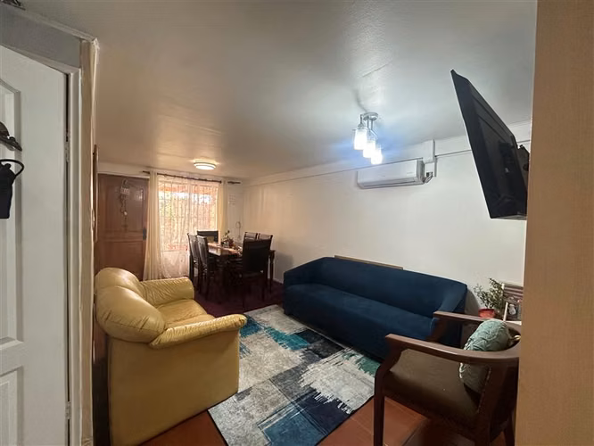 Casa en venta de 3 dorm. en Pudahuel