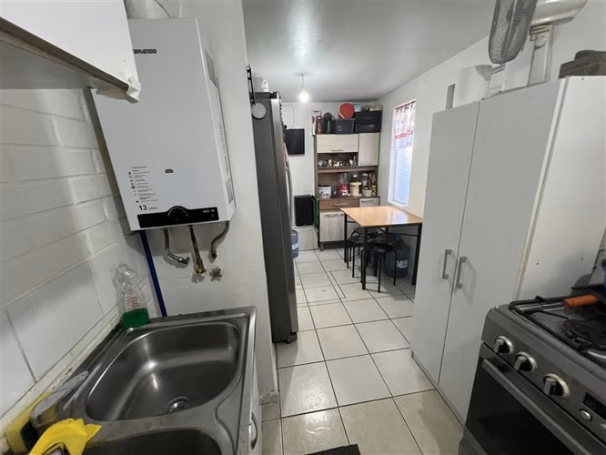 Casa en venta de 3 dorm, 2 baños. Ciudad satélite . en Maipú - Imagen 10