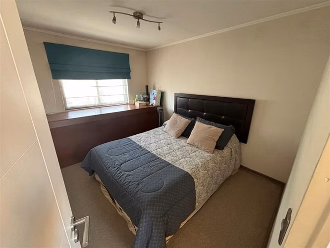 Casa en venta 4 dorm en Huechuraba dentro de condominio