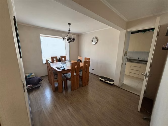 Casa en venta 4 dorm en Huechuraba dentro de condominio