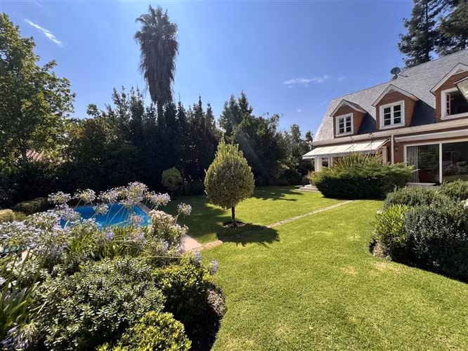 Casa en venta de 6 dorm. en Lo Barnechea - Imagen 5