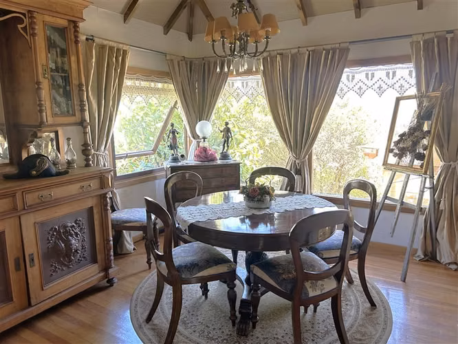 Se vende casa en Martín de Salvatierra.