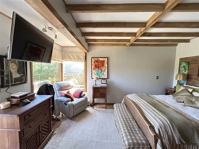 Se vende casa en Martín de Salvatierra.