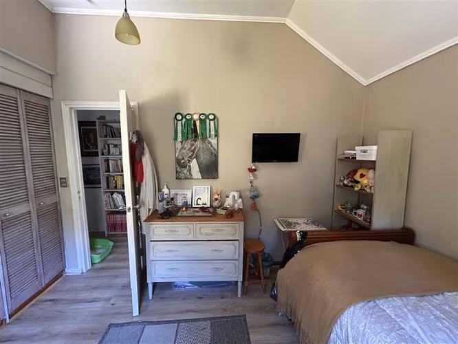 Se vende casa en Martín de Salvatierra.