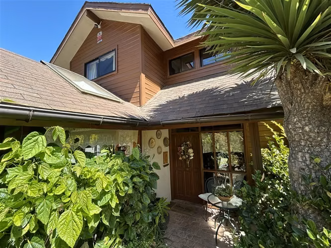 Se vende casa en Martín de Salvatierra.