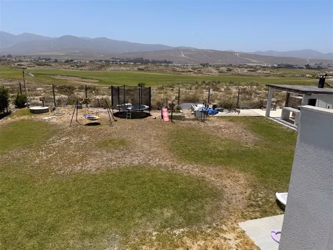 Casa en arriendo de 4 dorm. en La Serena