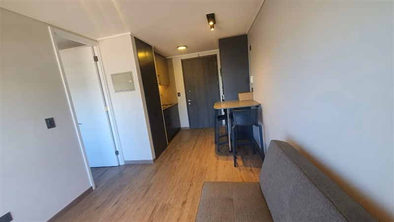 Arriendo departamento de 1 dormitorio y 1 baño en Cerrillos