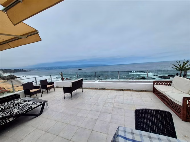 Departamento en venta de 5 dorm. con 2 estac en Viña del Mar