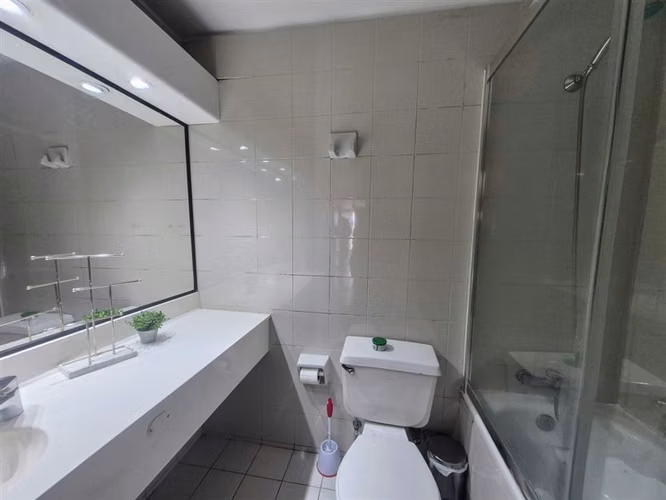 Departamento en venta de 5 dorm. con 2 estac en Viña del Mar