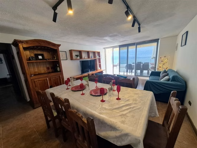 Departamento en venta de 5 dorm. con 2 estac en Viña del Mar