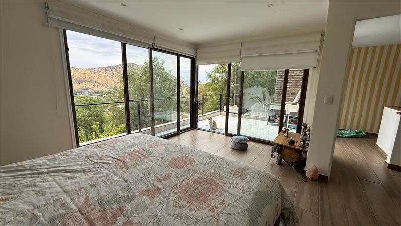 Casa en venta de 3 dorm. en Colina