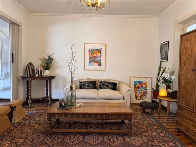 Casa en venta de 4 dorm. en Santiago