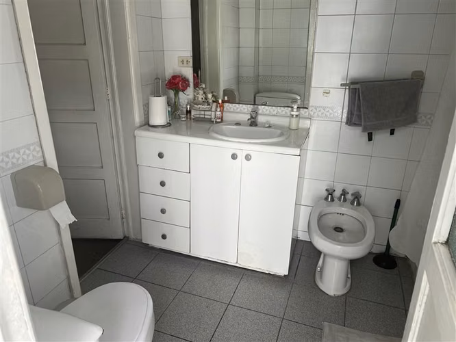 Casa en venta de 4 dorm. en Santiago