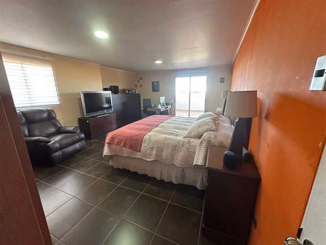 Se vende casa condominio 4 dorm 3baños y 1 estacionamiento