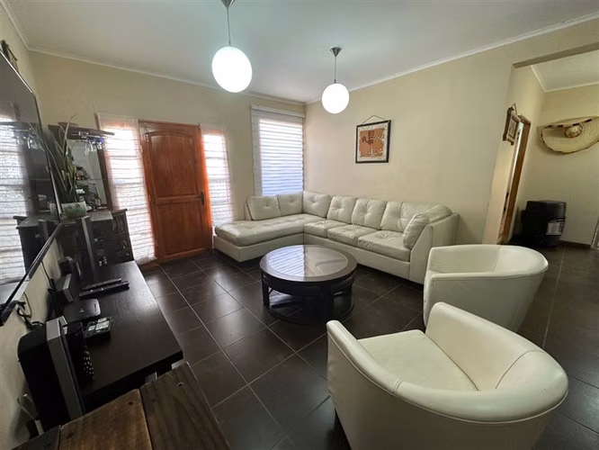 Se vende casa condominio 4 dorm 3baños y 1 estacionamiento